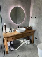 Highgrove Bathrooms – Taren Point image 2